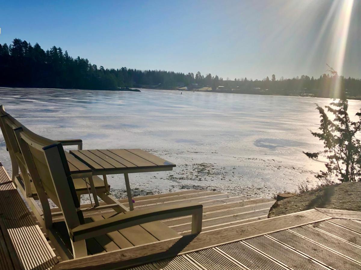 Lyseren Waterfront Cabin Omberg 外观 照片