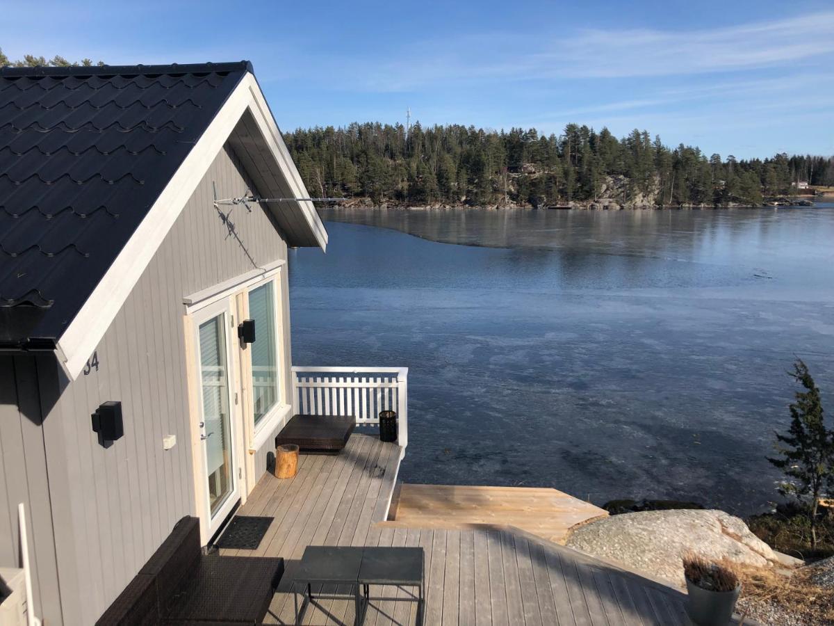 Lyseren Waterfront Cabin Omberg 外观 照片